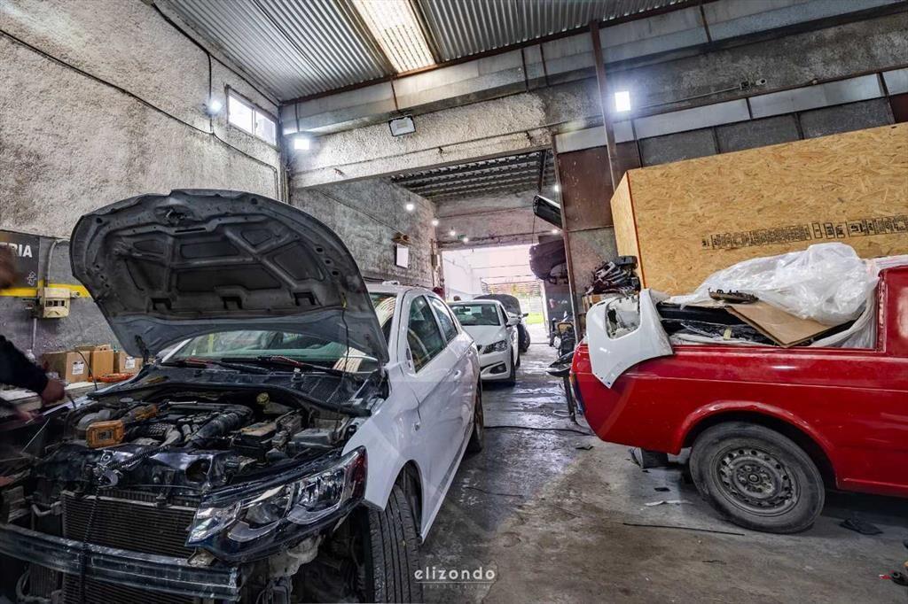 GALPÓN CON TALLER MECANICO Y CASA EN VENTA