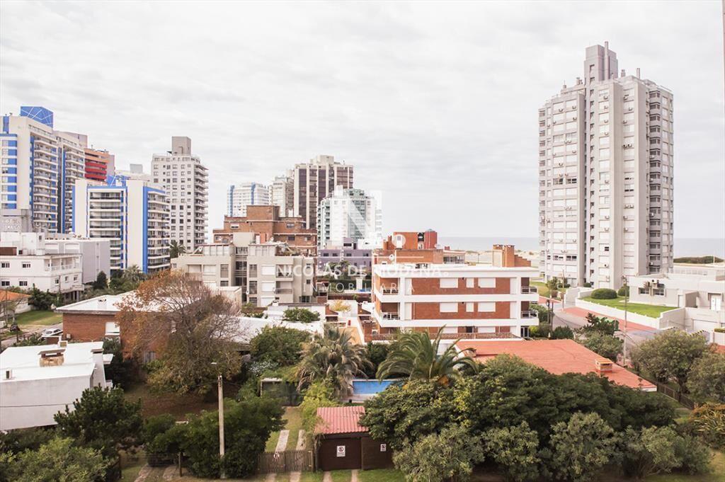 Onix Punta Del Este, departamento de 3 dormitorios en venta