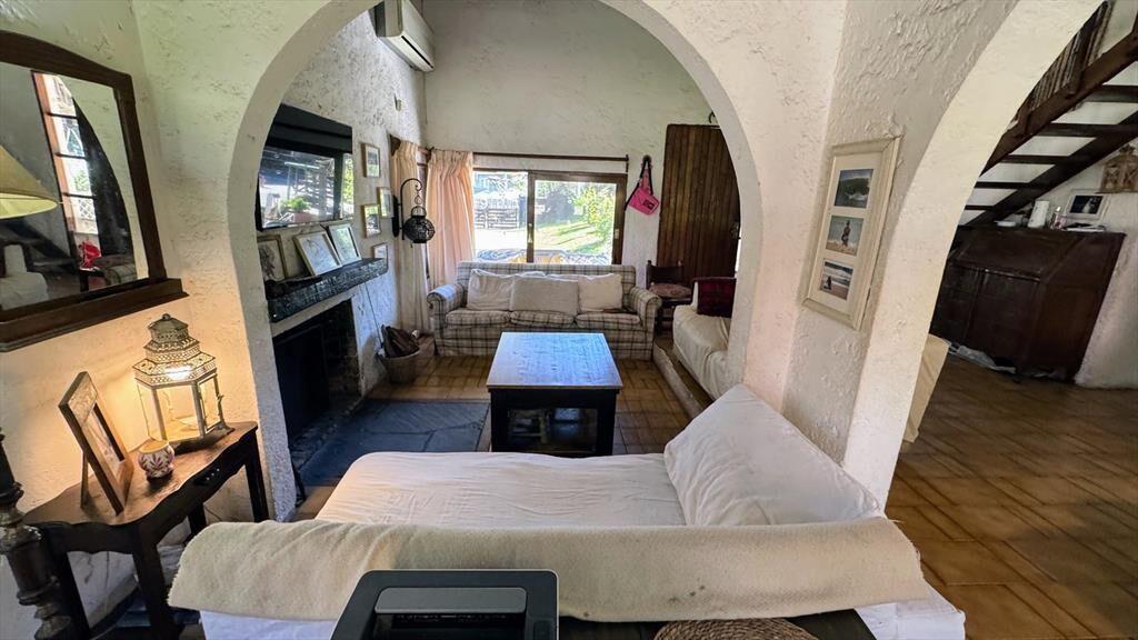 Vendo casa 3 dormitorios Punta del Este zona Colegios Marly