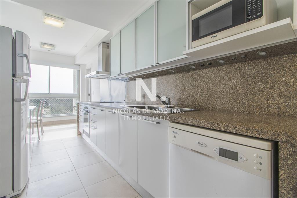 Apartamento en torre Le Parc en alquiler temporario, Playa