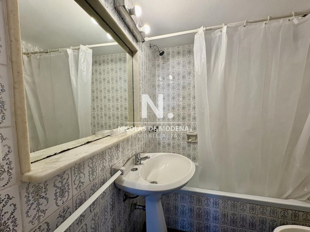 En venta apartamento de 4 dormitorios con vista