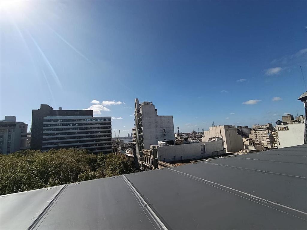 Estrena, frente Plaza Matriz, gran vista, 72 m2, 1 dormitor