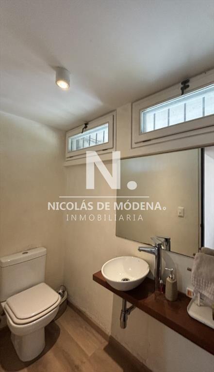 EXCEPCIONAL CASA EN VENTA DE 4 DORMITORIOS