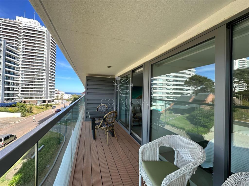 Vende apartamento de 1 dormitorio y medio en Peninsula, Pun