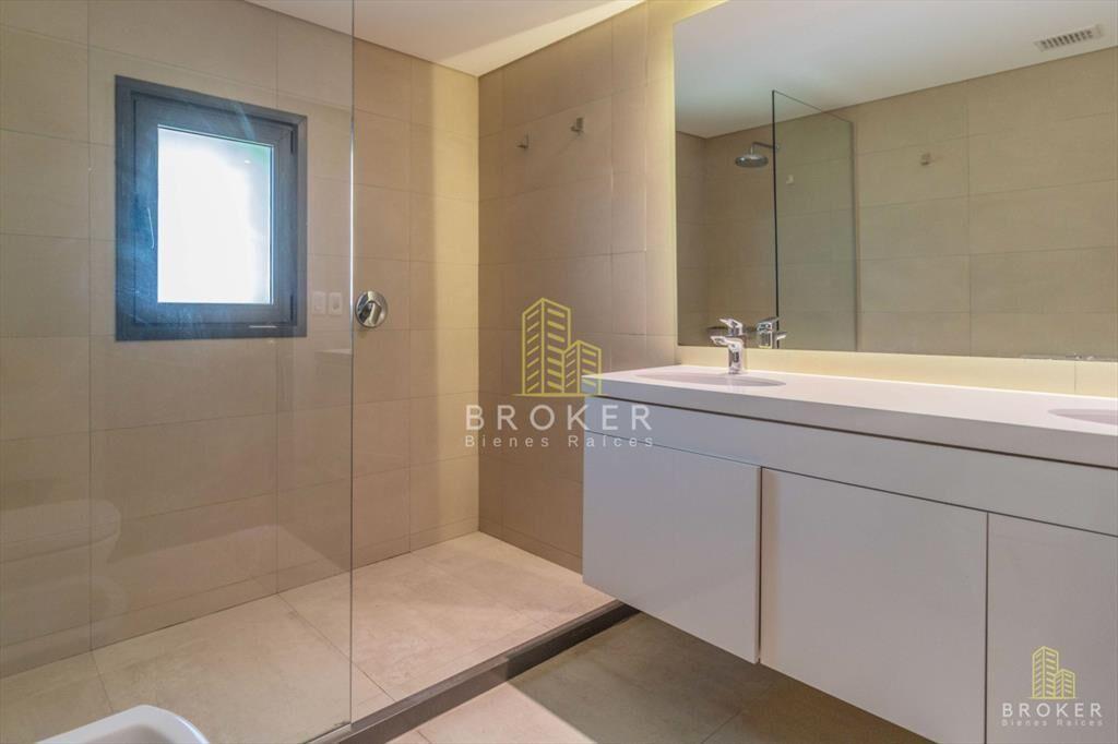 Venta Casa 3 Dormtorios En Parque Miramar (ref: