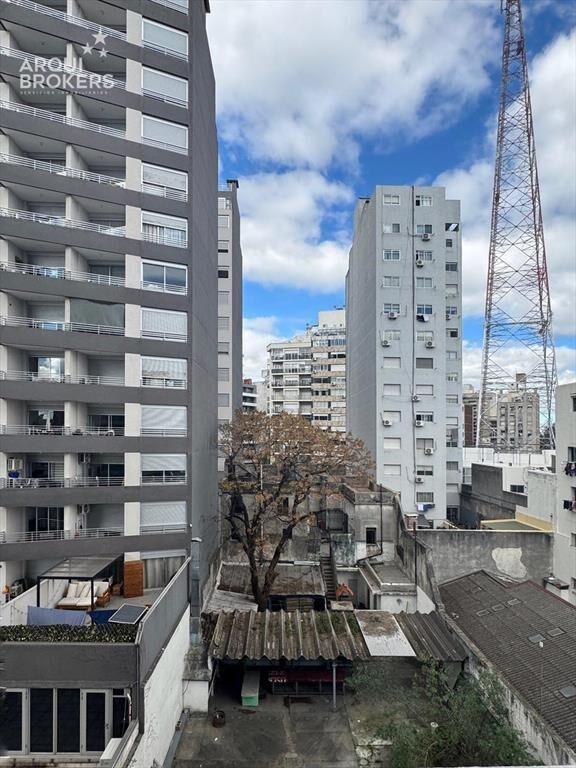 Apartamento de 1 dormitorio en alquiler en Cordón - 911