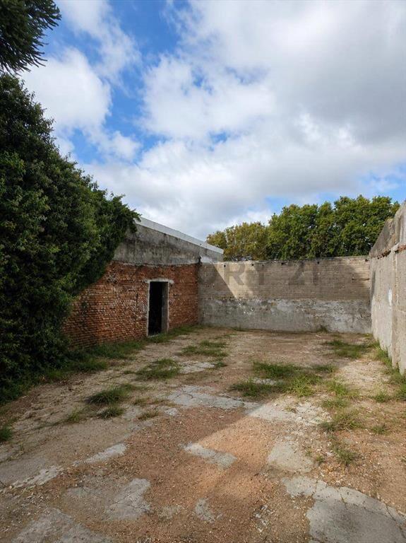 CASA A RECICLAR CON TERRENO DE 317m2