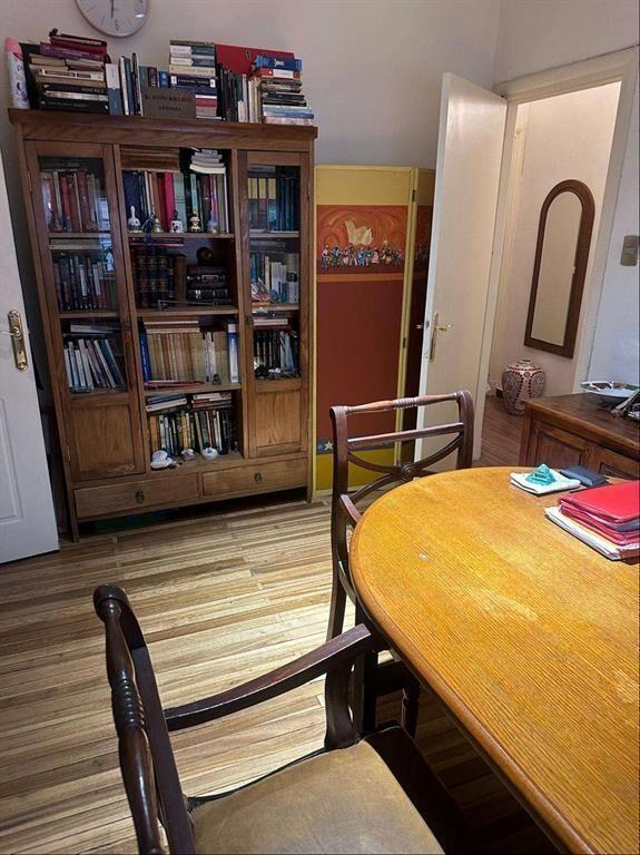 Muy buen apartamento de tres dorm y servicio completo en C