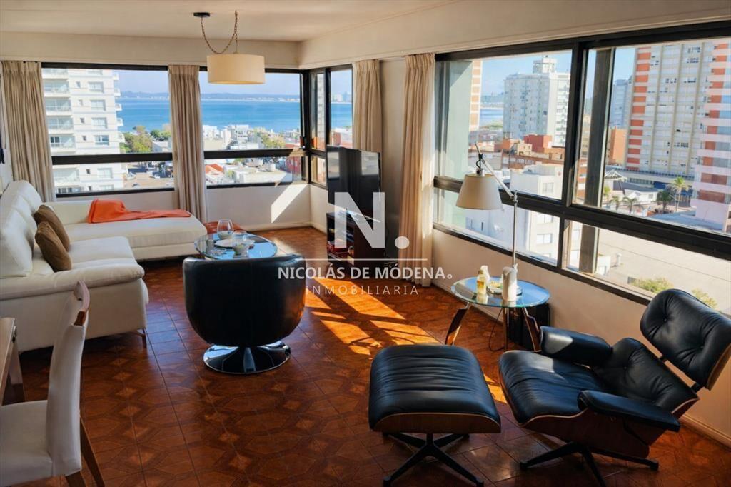 Departamento en venta de 2 dormitorios.