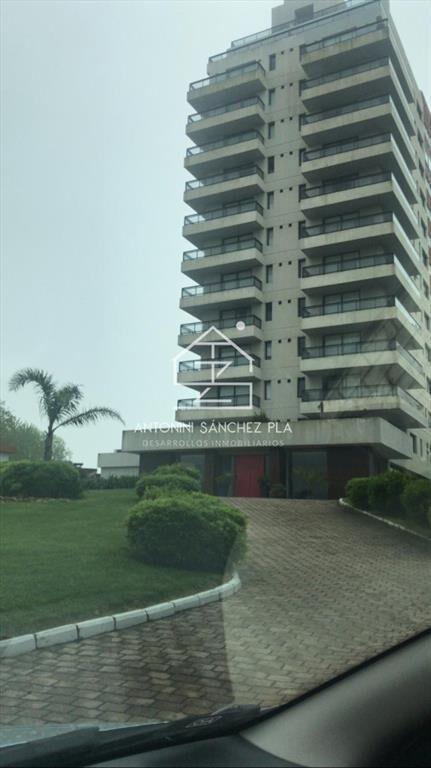 Venta apartamento dos dormitorios Punta del este