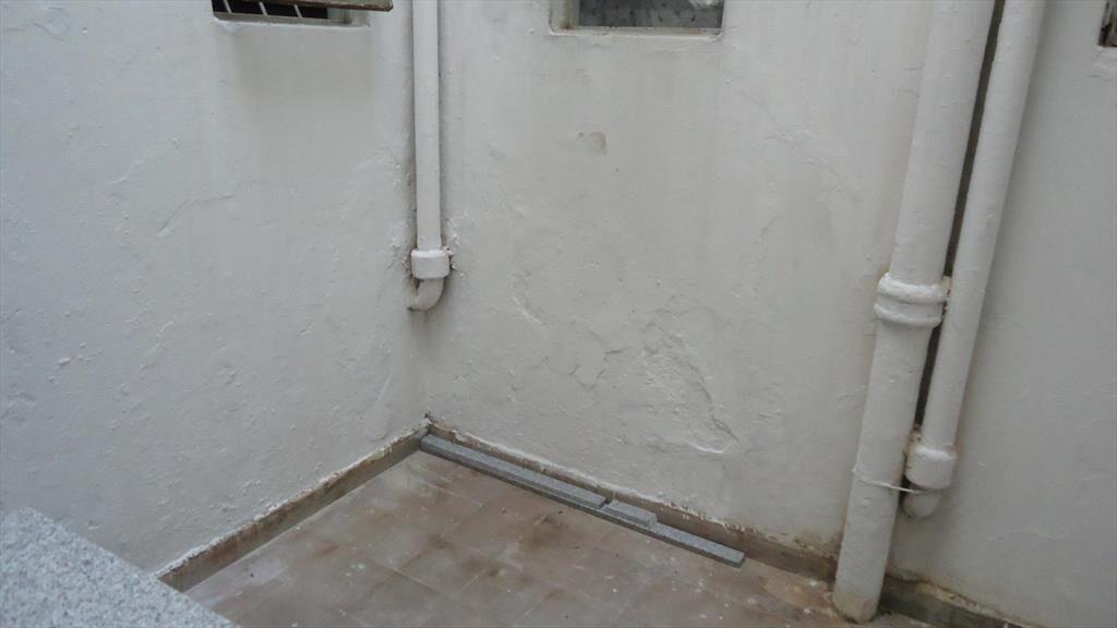 Apartamento interior, primer piso por escalera, 1 dorm, 2 p