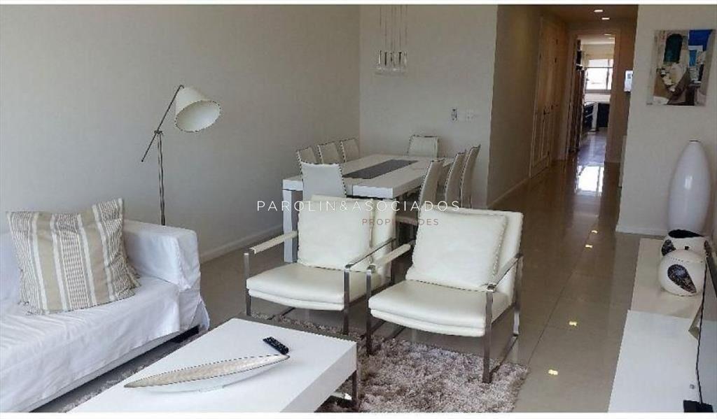 Pent-House en venta de 3 dormitorios en Torre del