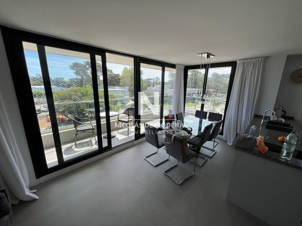 Apto en torre View