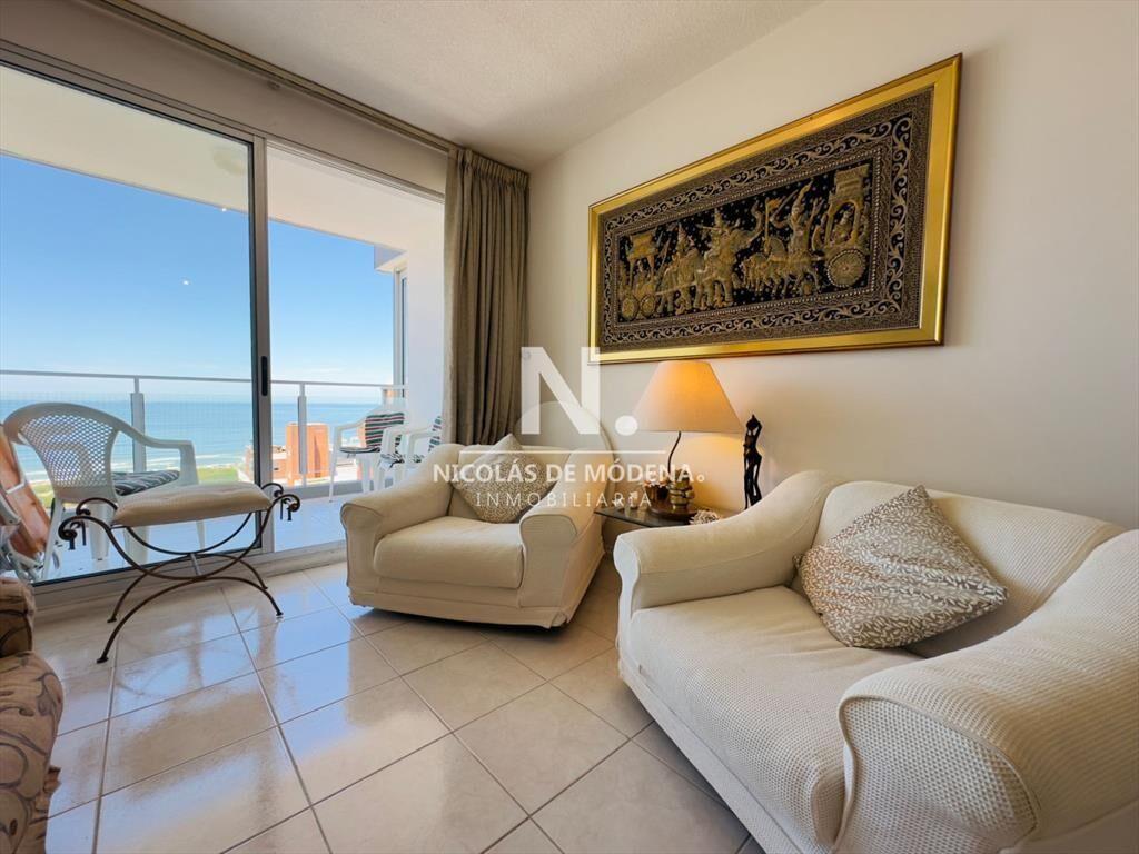 Venta de apartamento de 2 dormitorios con todos