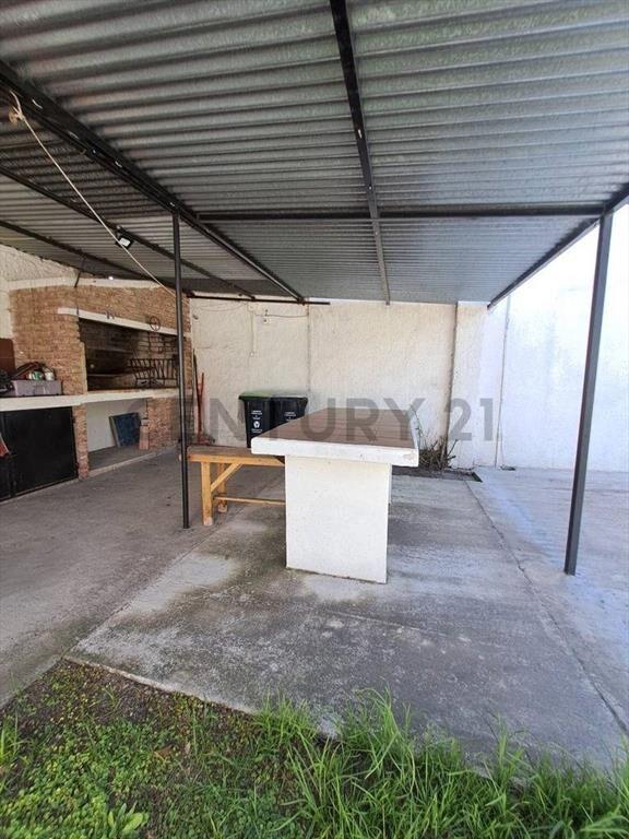 VENTA CASA al fondo /2 D/PARRILLERO/ESTUFA A LEÑA/JARDIN...