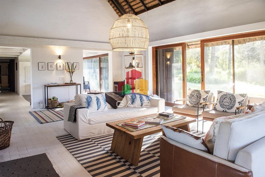 Casa de 4 dormitorios en venta, en Golf Punta del Este