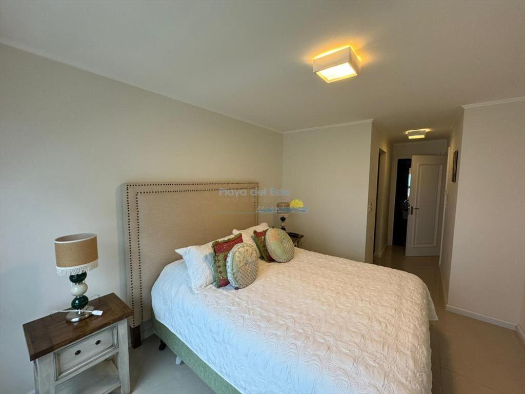 Apartamento en alquiler de temporada de 2 en , ,