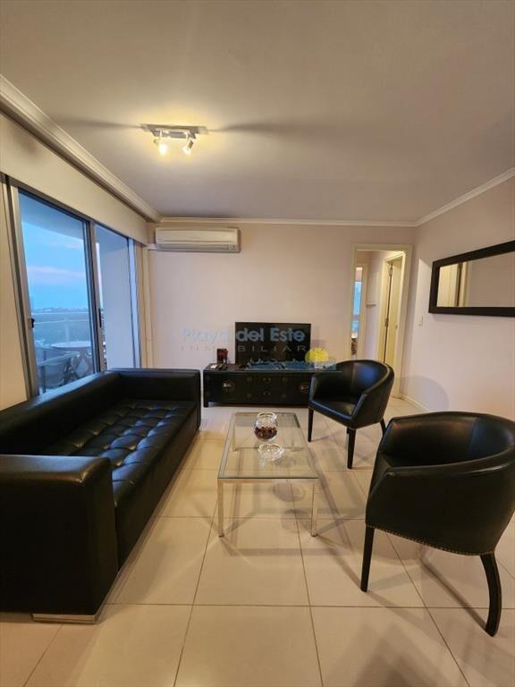 Apartamento de 2 dormitorios en Brava. Punta del