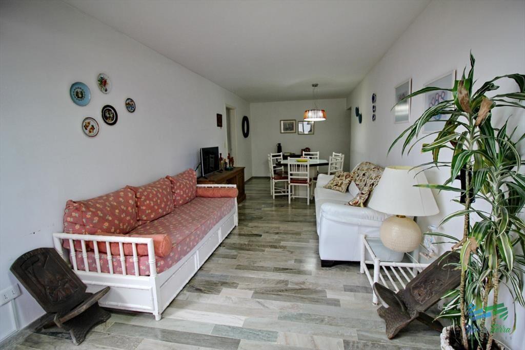 Muy  lindo apartamento ubicado sobre playa brava,