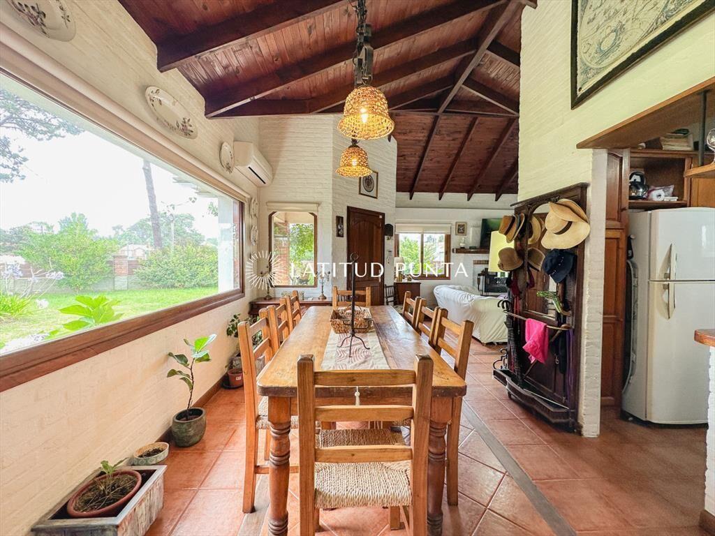 Casa en Jardines de CÃ³rdoba, 3 dormitorios