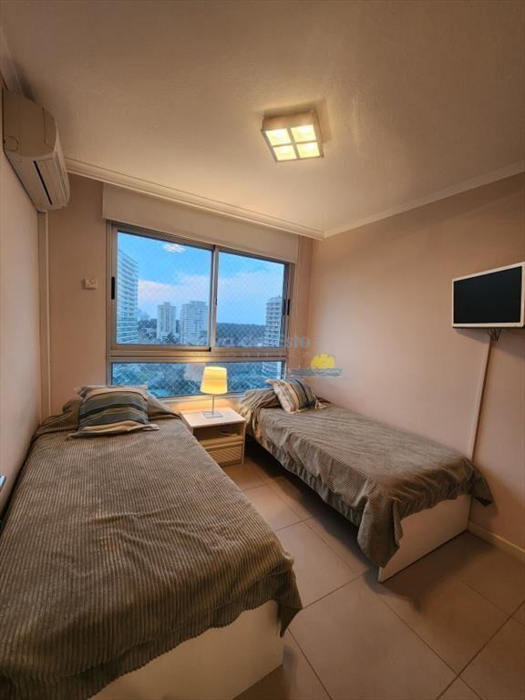 Apartamento de 2 dormitorios en Brava. Punta del