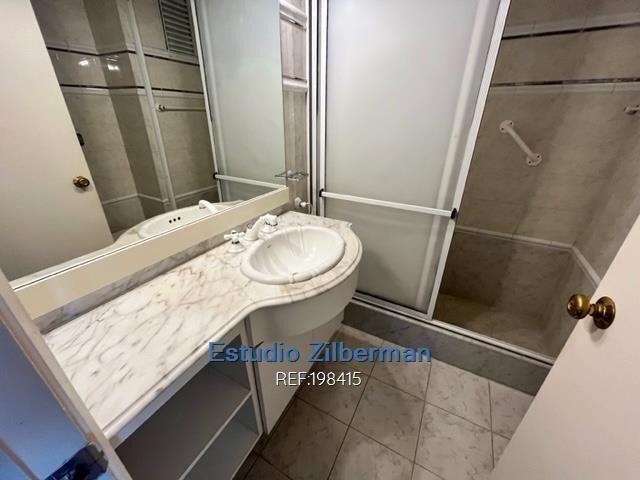 VENTA y ALQUILER APARTAMENTO RBLA 2 DORMITORIOS Y SERVICIO