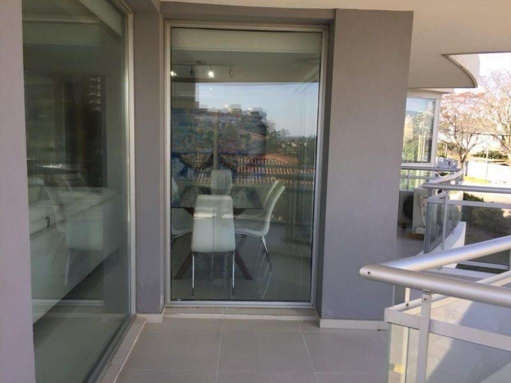 MUY LINDO DEPARTAMENTO EN SUNRISE TOWER