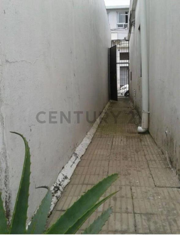 Casa en Centro de Pando con garage Apta para Banco