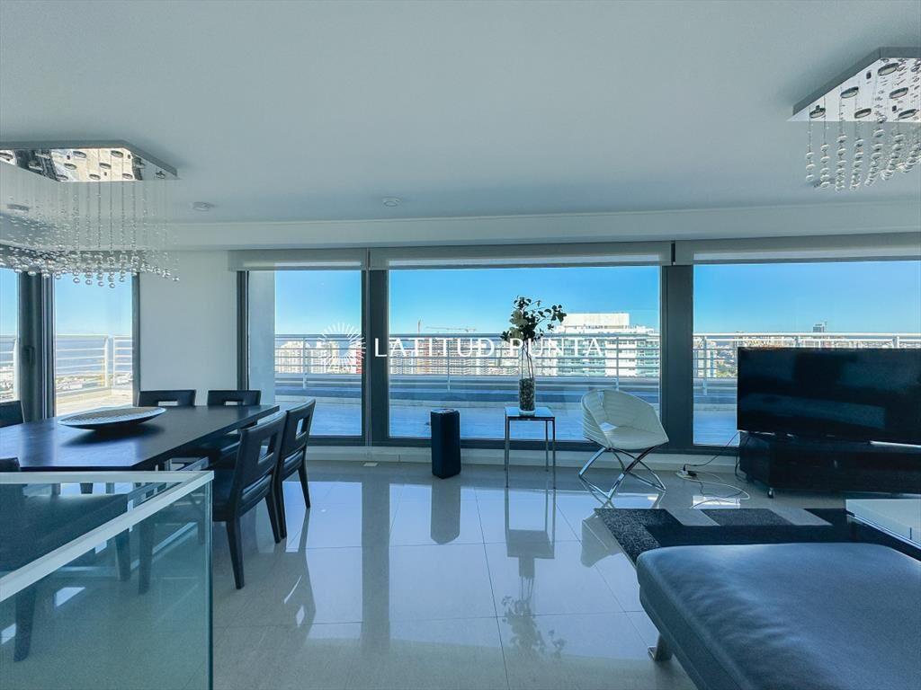 Penthouse dúplex en Mansa, 3 suites más