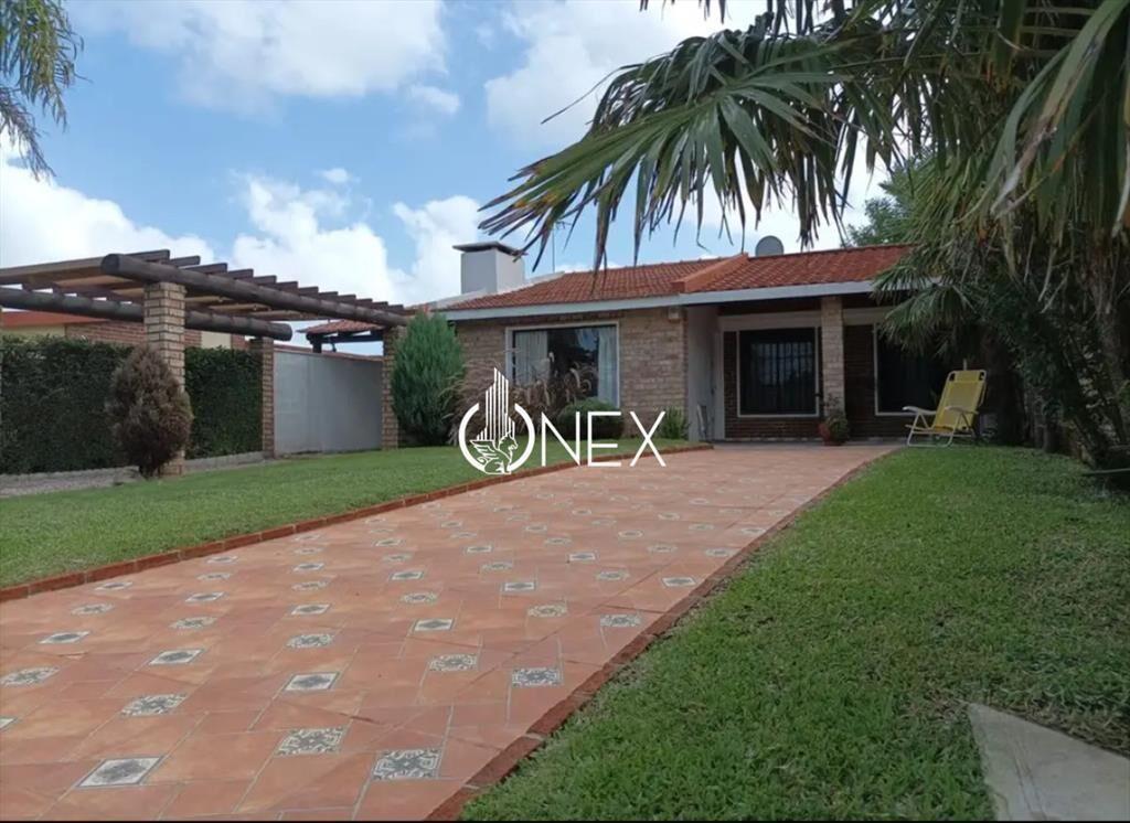 VENTA DE HERMOSA PROPIEDAD PUNTA FRIA MALDONADO 3 DORMITORI