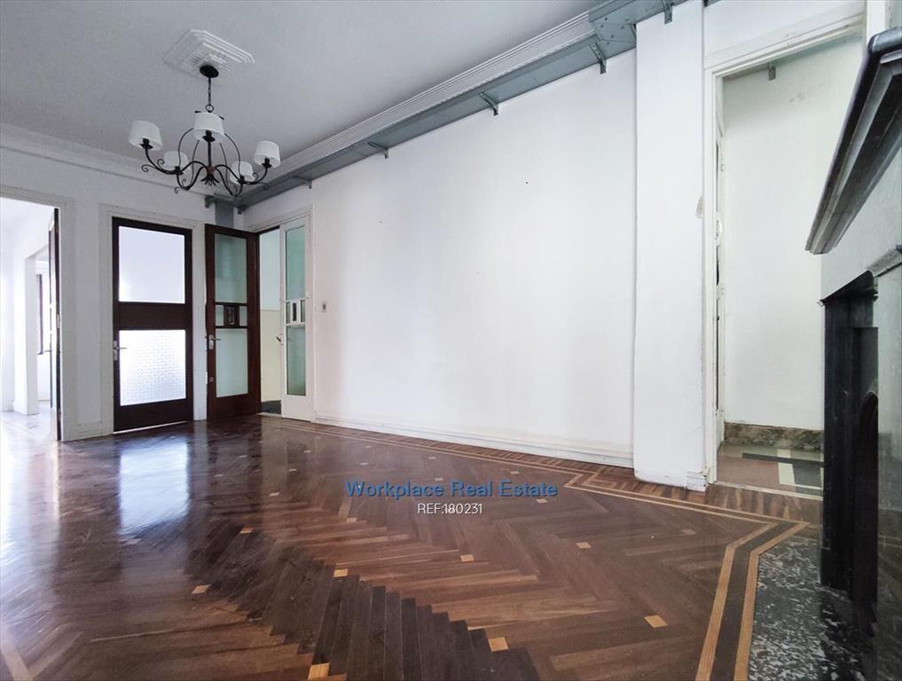 ALQUILER o VENTA - OFICINA - CENTRO FRENTE A INTENDENCIA -