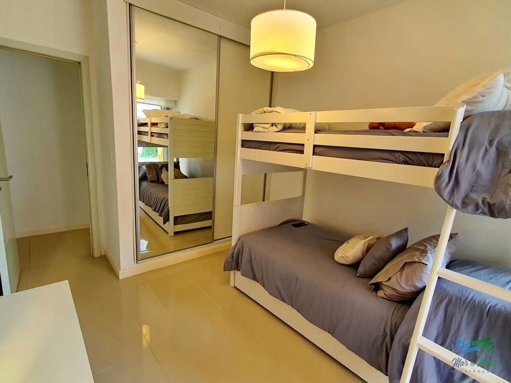 Vendo apartamento 2 dormitorios con gran terraza