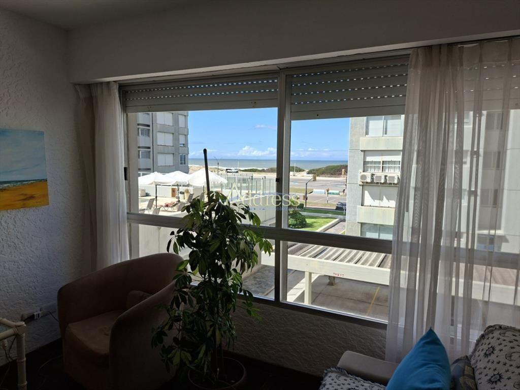 apartamento en venta zona Brava