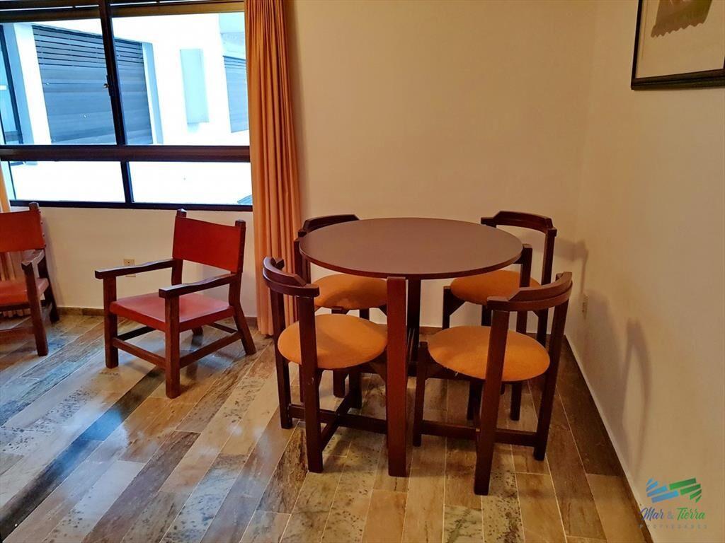 Vendo apartamento 1 dormitorio con servicios, a y