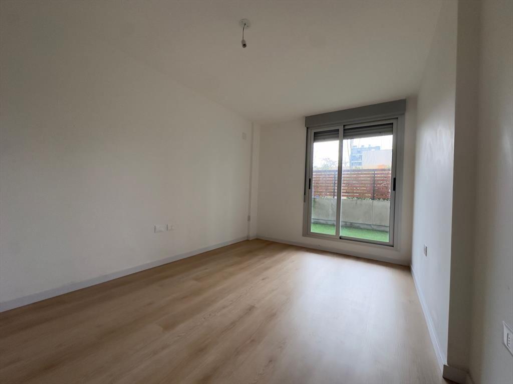 VENTA APARTAMENTO 2 DORMITORIOS, PATIO Y GARAGE