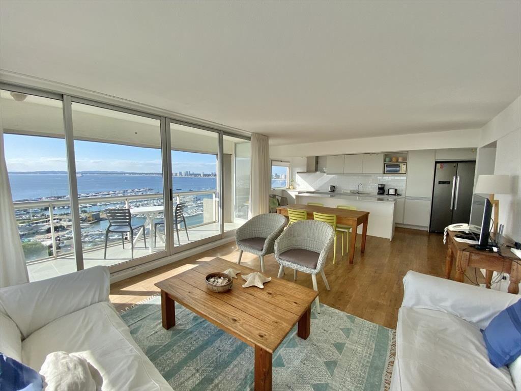 APARTAMENTO EN VENTA 3 DORMITORIOS 2 BAÑOS EN