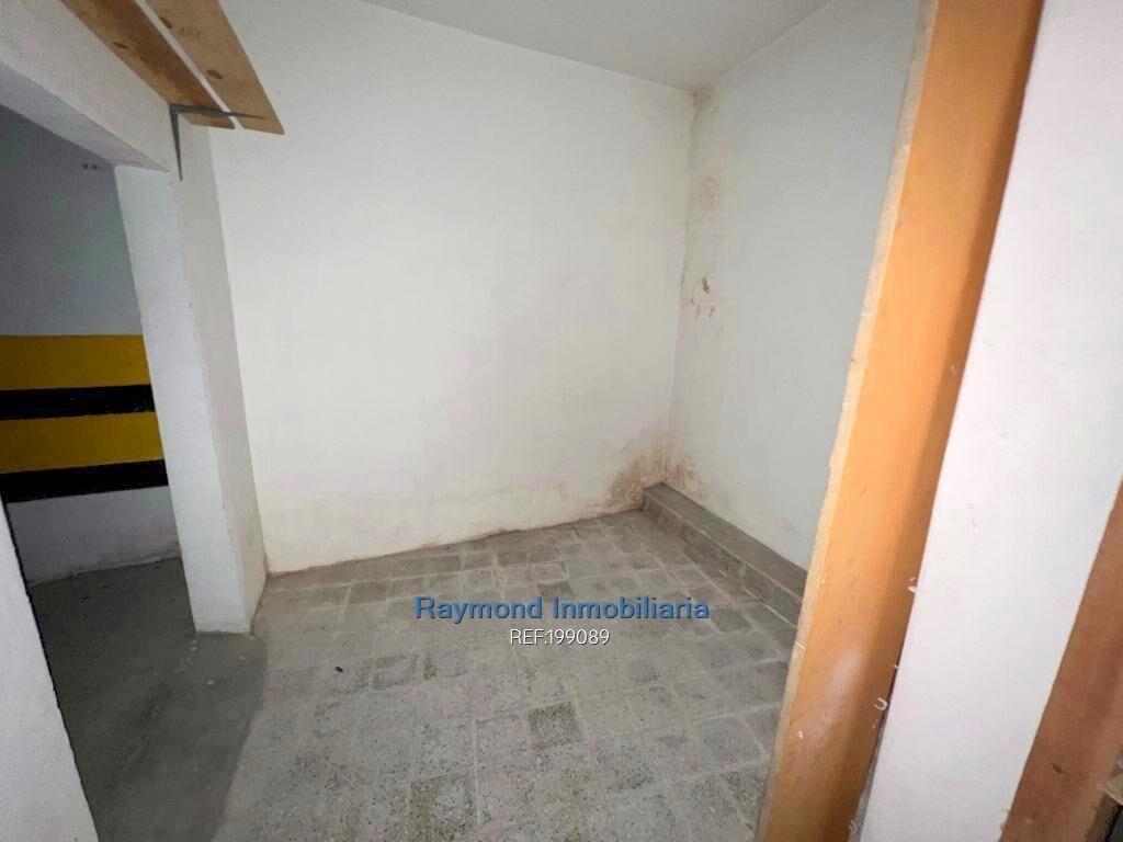Alquiler local comercial de 77m2 en Cordón