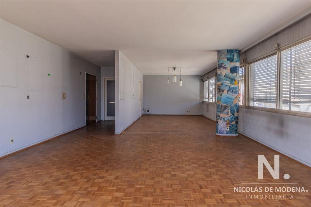 Apartamento a pasos de la Rambla de Pocitos