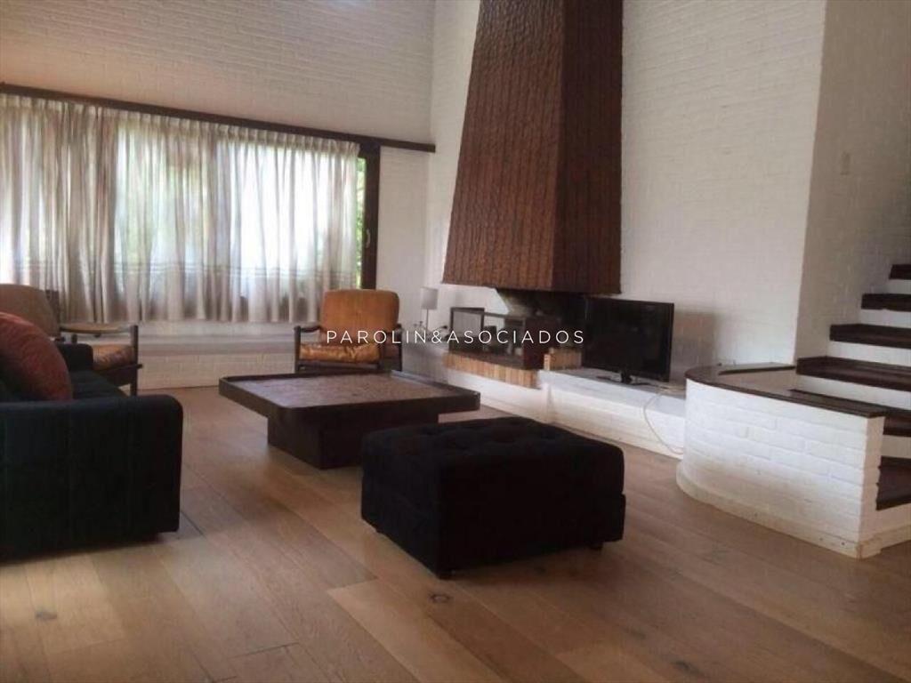 Casa en venta de 4 dormitorios en Mansa, Punta del Este.