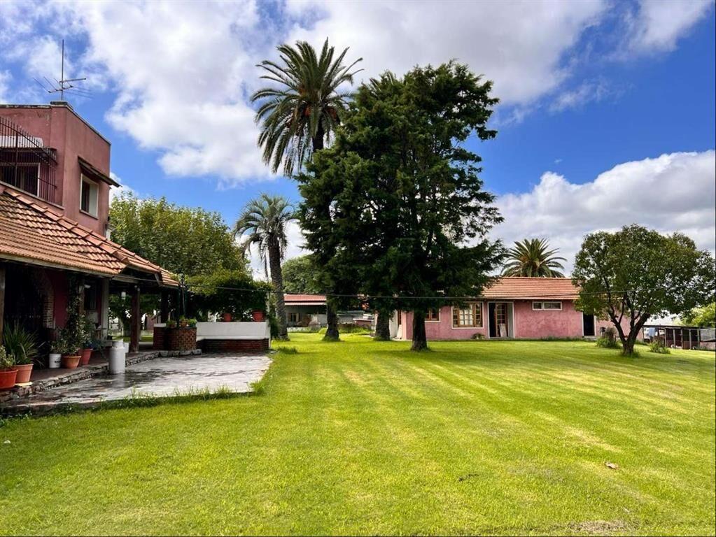 Residencia de categoría sobre 3 hectáreas de parque