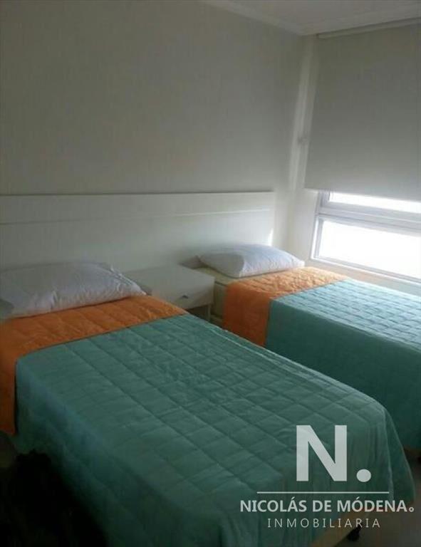 Apartamento de 2 dormitorios en Edificio Ocean Drive , Punt