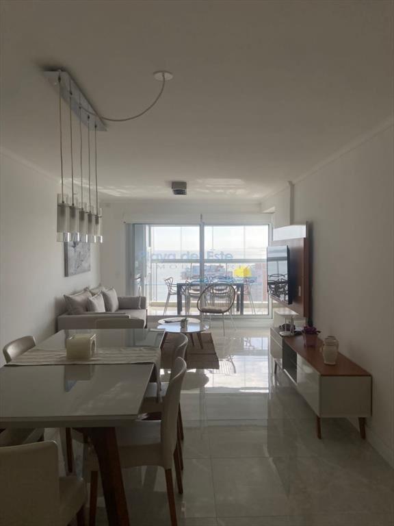 Apartamento de 2 dormitorios en alquiler temporal