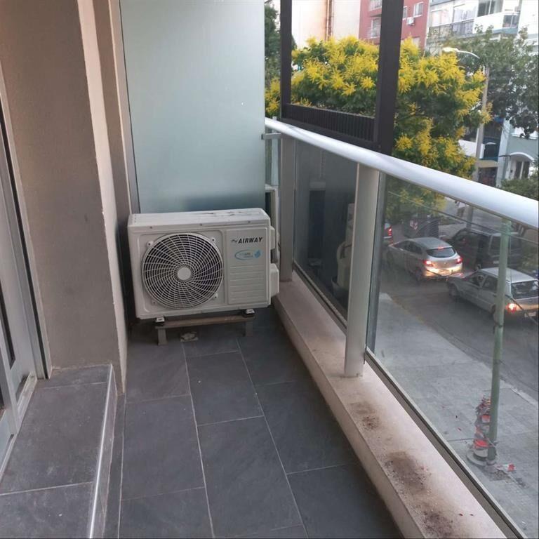 Alquiler Monoambiente Pocitos Nuevo al frente con balcón 1