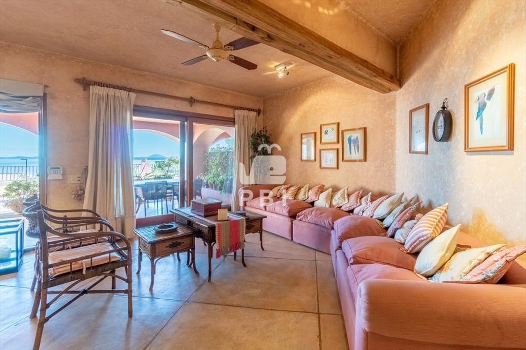 Venta de apartamento en Punta Ballena -  Marina -