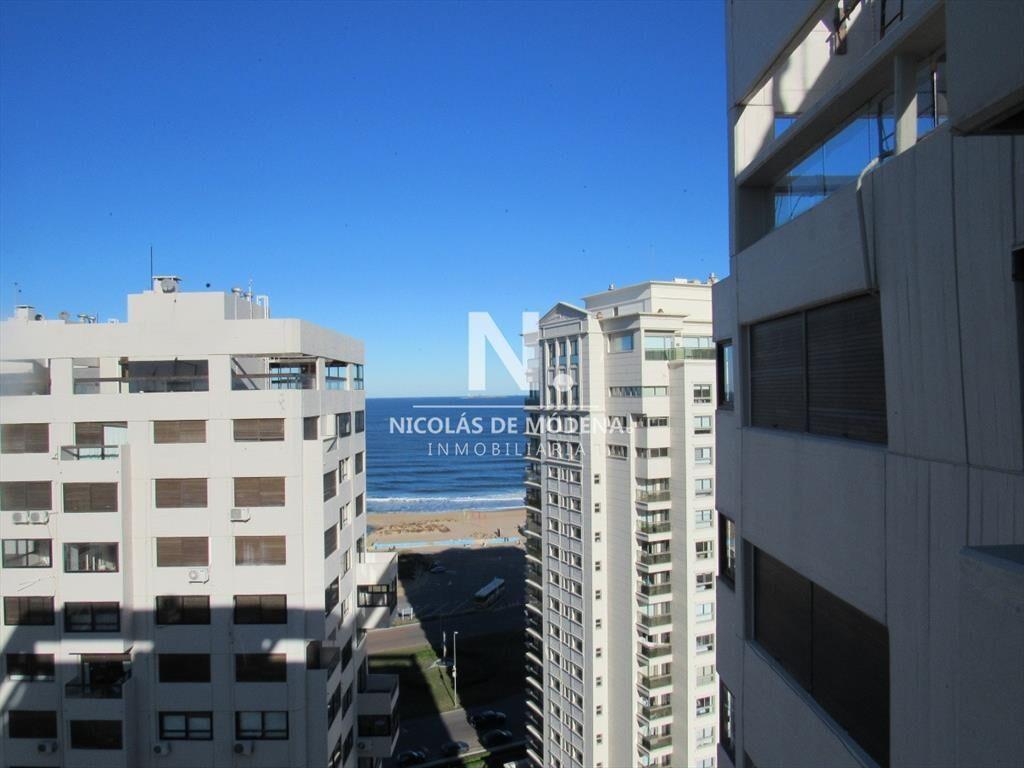 Venta y alquiler de apartamento de 3 dormitorios en Punta d