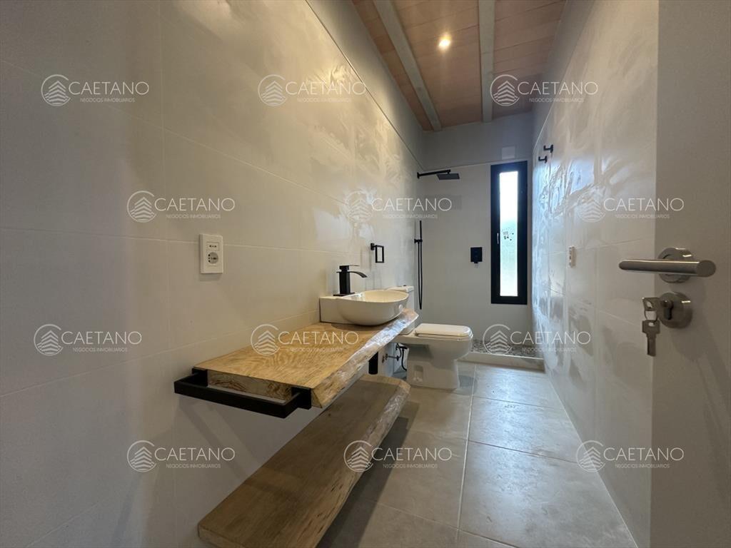 Venta casa a estrenar en barrio Club del lago