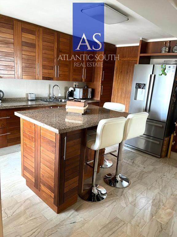 Venta de Excelente Apartamento de 3 dormitorios
