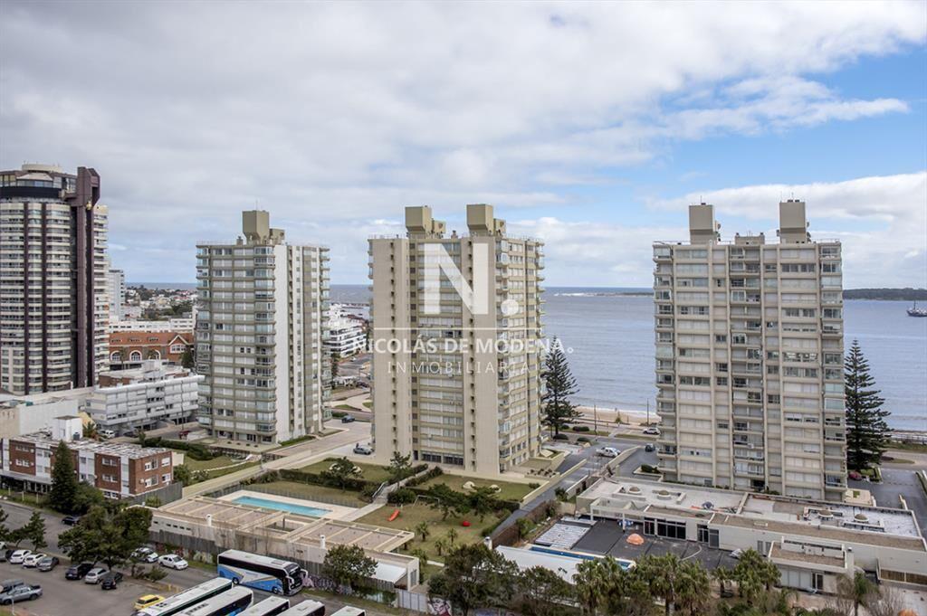 Increíble apartamento excelente vista al mar.