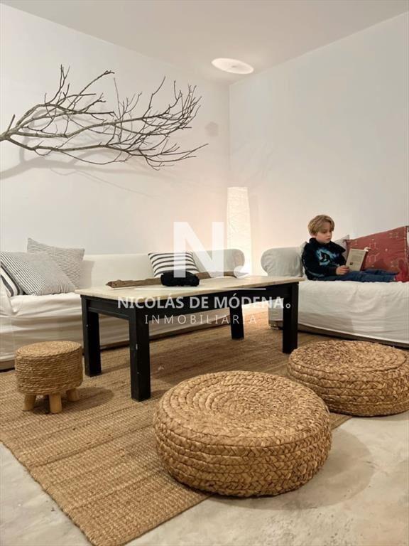 Amplia casa a la venta en Punta del Este de 6 en
