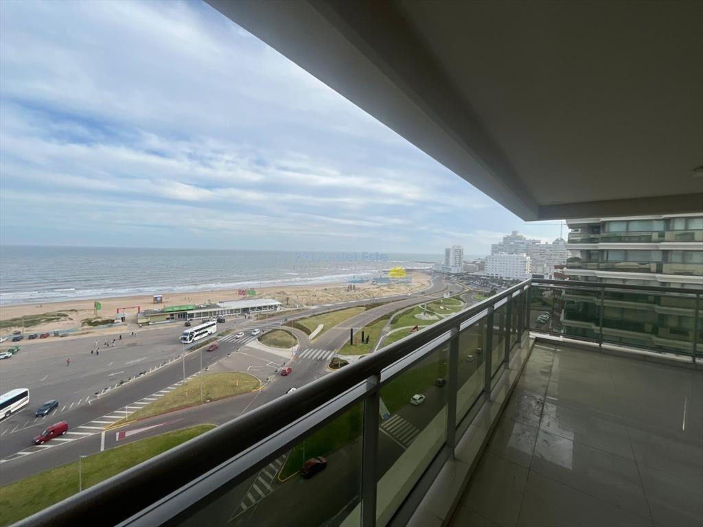 Apartamento en alquiler temporal de 3 dormitorios